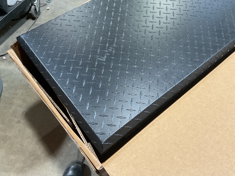 Photo 1 of ***locked, missing keys
UWS EC10473 69-Inch Matte Black Heavy-Wall Aluminum Truck Tool Box with Low Profile, RigidCore Lid