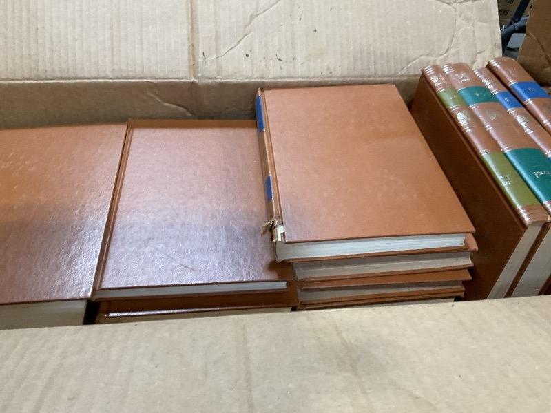 Photo 1 of *** USED, MAJOR DAMAGE***Great Books Of The Western World - 54 Volume Set, Incl. 10 Vols of Great Ideas Program & 10 Volumes Gateway To Great Books