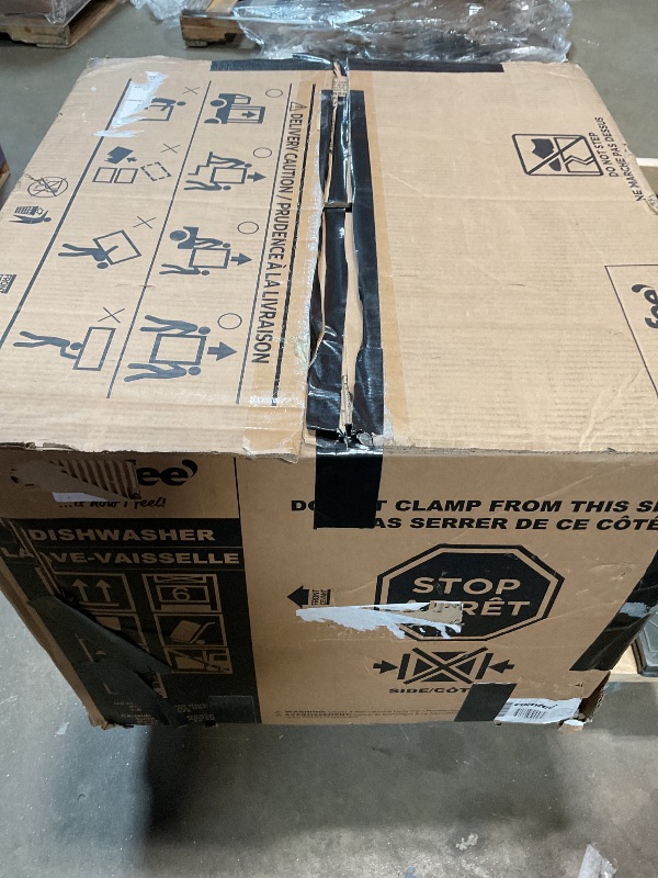 Photo 1 of *** MINOR DAMAGE***COMFEE’ Countertop Dishwasher, Energy Star Portable Dishwasher, 6 Place Settings & 8 Washing Programs, Speed, Baby-Care, ECO& Glass, Dish Washer for Dorm, RV& Apartment, Black