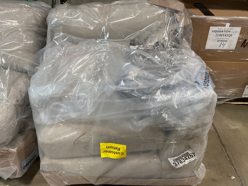 Photo 1 of *** MINOR DAMAGE/DIRTY FROM TRANSPORT***Signature Design by Ashley Kellway Casual 3-Piece Sectional Sofa with Loose Cushions and 4 Accent Pillows, Beige