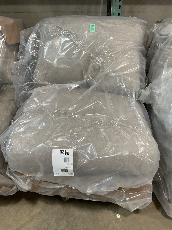 Photo 1 of *** MINOR DAMAGE/DIRTY FROM TRANSPORT***Signature Design by Ashley Kellway Casual 3-Piece Sectional Sofa with Loose Cushions and 4 Accent Pillows, Beige