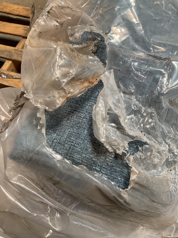 Photo 1 of *** MINOR DAMAGE/DIRTY FROM TRANSPORT ***Signature Design by Ashley Cashton Modern Upholstered Chair, Blue