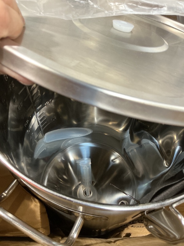 Photo 1 of ***HAS DAMAGES FROM HEAVY USAGE*** VEVOR Fermentation tank 8 Gallon Stainless Steel Beer Brew Fermentor Brew Bucket Fermentor for Home Brewing with Conical Base Brewing Equipment