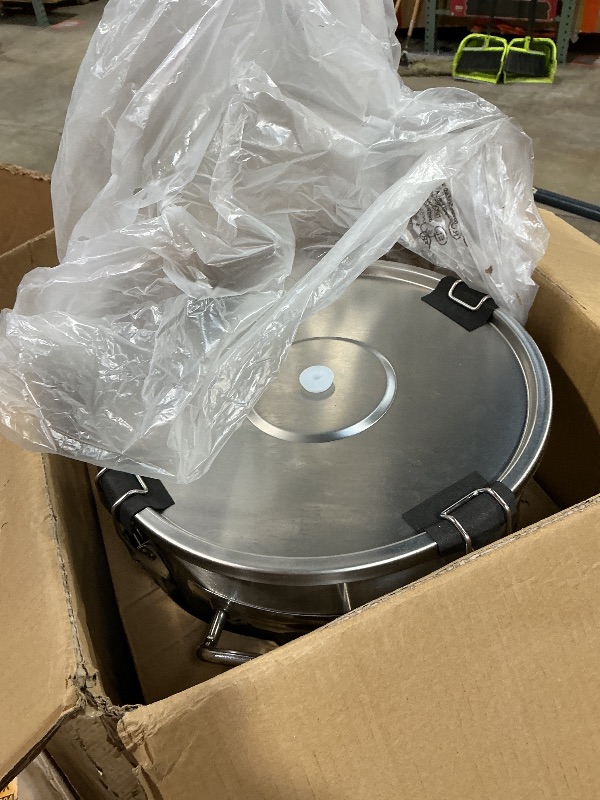 Photo 1 of ***HAS DAMAGES FROM HEAVY USAGE*** VEVOR Fermentation tank 8 Gallon Stainless Steel Beer Brew Fermentor Brew Bucket Fermentor for Home Brewing with Conical Base Brewing Equipment