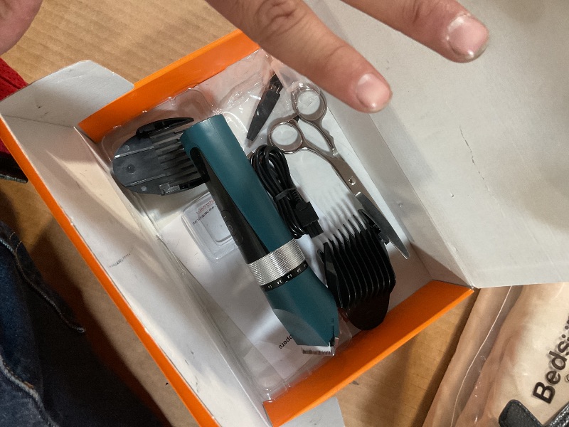 Photo 1 of *missing parts*oneisall Cat Clippers for Matted Hair, 5-Speed Quiet Cat Grooming kit, Cordless Pet Shaver for Long Hair,Waterproof Pet Hair Trimmer, Pet Clippers for Cats(Green)