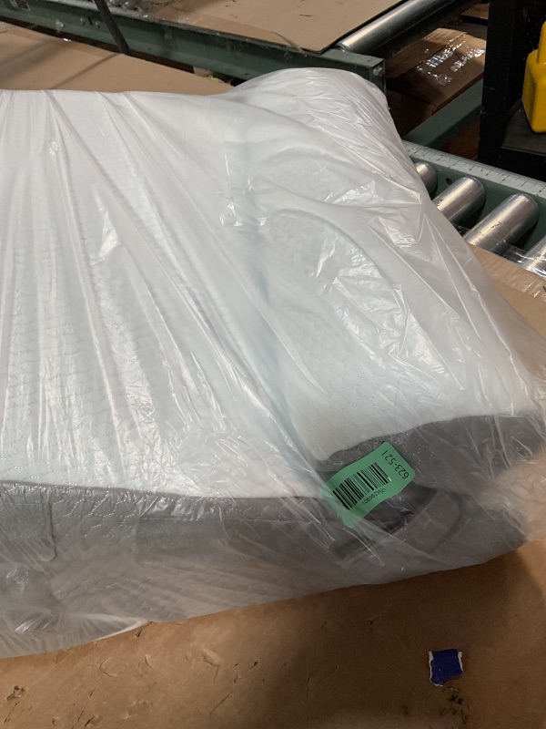 Photo 1 of **MISSING ONE PIECE** Adjustable 4pcs Bed Wedge Pillow Set, Memory Foam Wedge Pillows Post Surgery for Back, Neck, Leg Pain Relief, Pillow Wedge for Sleeping, Sitting up in Bed, Acid Reflux and GERD, White/Grey