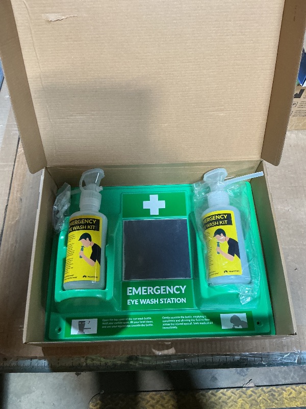 Photo 1 of **UNKNOWN DAMAGE** MAASTERS BPA Free Portable Eye Wash Station OSHA Compliant - Wall-Mounted First Aid Eye Wash Kit w/Mirror & 2X 16oz Empty Bottles - No Eyewash Solution Included - Emergency Eyewash - Set of 1
