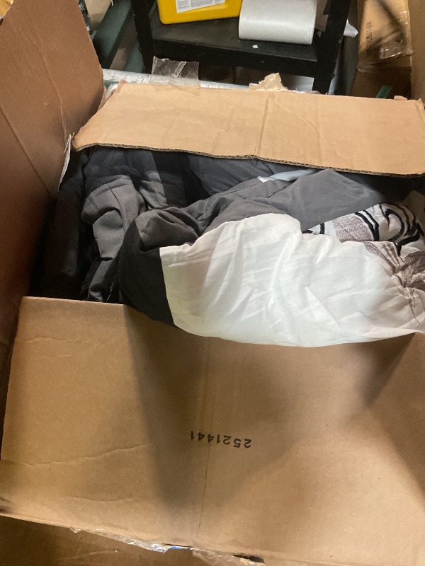 Photo 1 of **MISSIING COMFORTER** TChezmoi Collection Napa 7-Piece Luxury Leaves Scroll Embroidery Bedding Comforter Set (Full, Black/Gray/White)