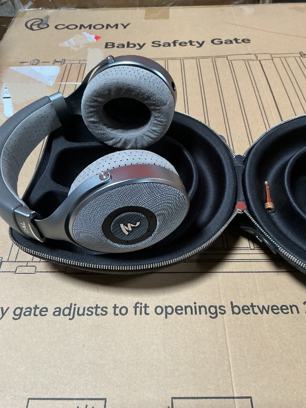 Photo 1 of ***PRE USED/ MISSING SILVER DECORATIVE COVER FOR OUTSIDE OF EARPHONES/ SLIGHTLY SCRSTCHED**** Focal Clear Open Circumaural High-Fidelity Headphones