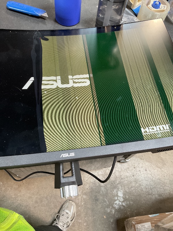 Photo 1 of ***BROKEN SCREEN***
ASUS TUF 32 Inch Curved Gaming Monitor - QHD (2560 x 1440), 165Hz (Supports 144Hz), 1ms, Extreme Low Motion Blur, Speaker, FreeSync Premium, VESA Mountable, DisplayPort, HDMI - VG32VQ1B