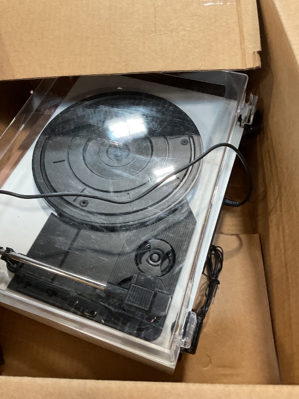 Photo 1 of *FOR PARTS ONLY* VICTRESS Vinyl Record Player, Bluetooth Record Player with USB Recording & Built-in Speakers, 3-Speed Turntables LP Player, FM Radio, RCA Output, AUX Input, Headphone Jack – White