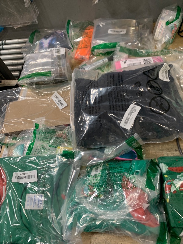 Photo 1 of ** SOLD AS IS BUNDLE OF MISCELLANEOUS AND SORTED GOODS **