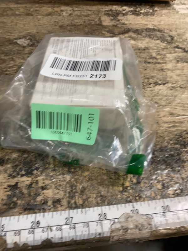 Photo 1 of [Case-Friendly] Remote Control Page Turner Ring for Kindle Paperwhite Oasis Scribe Kobo eReaders, Camera Camcorder Remote Controls, Page Turner Clicker for iPhone ipad Tablets with Storage Bag Green