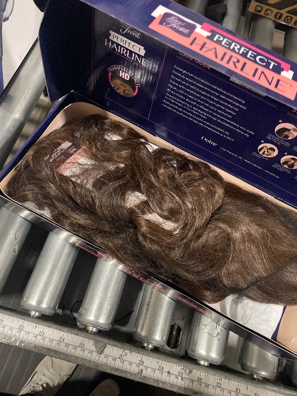 Photo 1 of Outre Lace Front Wig - Perfect Hair Line 13X6 - Aislin (CHOCOLATE SWIRL)