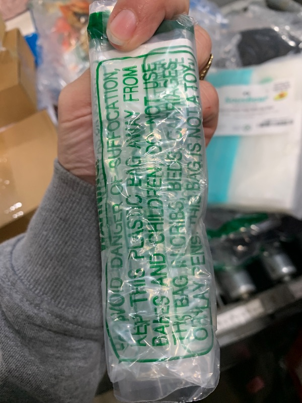 Photo 1 of [Apple MFi Certified] Apple Lightning to HDMI Adapter for iPhone to TV, 1080P Digital AV Adapter Sync Screen Connector Cable Compatible for iPhone 14 13 12 11 XS XR X 8 iPad to HDTV Projector Monitor