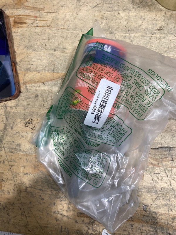 Photo 1 of ***ONLY 1**** Scotch-Brite Lint Roller Value Pack, Works Great On Pet Hair, 5 Rollers, 95 Sheets Per Roller, 475 Sheets Total