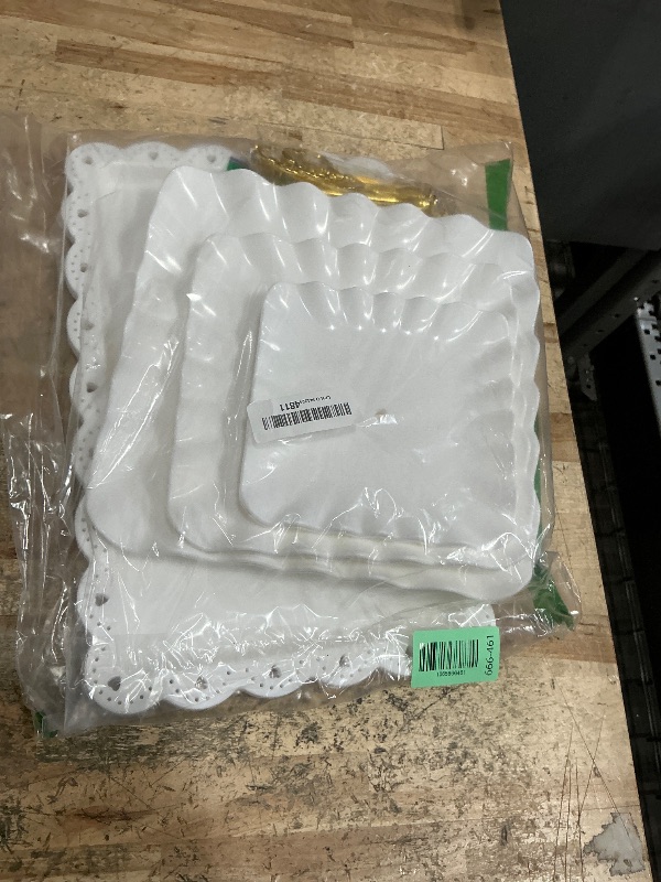 Photo 1 of 5 Pcs Dessert Table Display Set - 2 Pcs 3-Tier Dessert Display Stands & 3 Pcs Serving Tray - Dessert Trays Dessert Stands Treat Table Displays Set for Tea Parties,Birthdays & Baby Showers