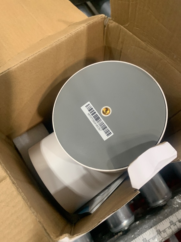 Photo 1 of ?Electric Focus?Magcubic Mini Projector 4K Support, Portable Projector with WiFi 6 and Bluetooth 5.4, Smart Proyector, 5W Soundbase Speaker, 180°Rotation for Home Theater