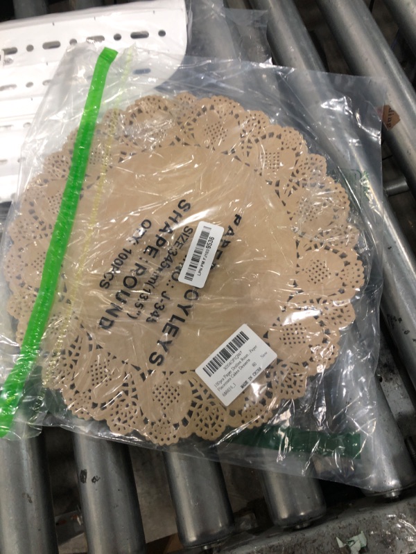 Photo 1 of 100pcs Paper Doilies Round Brown Paper Doilies 13.5inch Doilie for Dessert Trays Dollies Lace Papers for Tables Round Paper Placemats for Dining Tables Decorative Paper Placemats Cakes Desserts