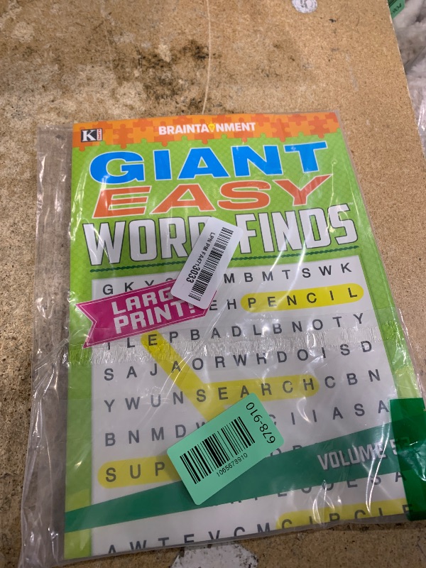 Photo 1 of *** PARTIAL SET/ 23*** Regent Products 3380 Word Finds Giant Easy 96 Pages - Pack of 24