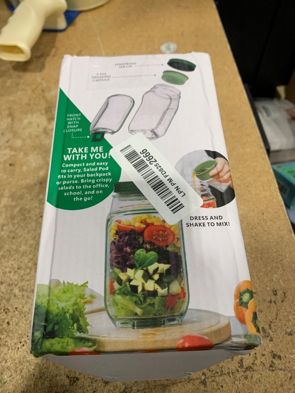 Photo 1 of gaulofo Salad Container with Side Opening, Leak-Resistant Design with Dressing Cup & Lid, Dishwasher & Freezer Safe for Office, Travel & Outdoors (green?1pcs?)