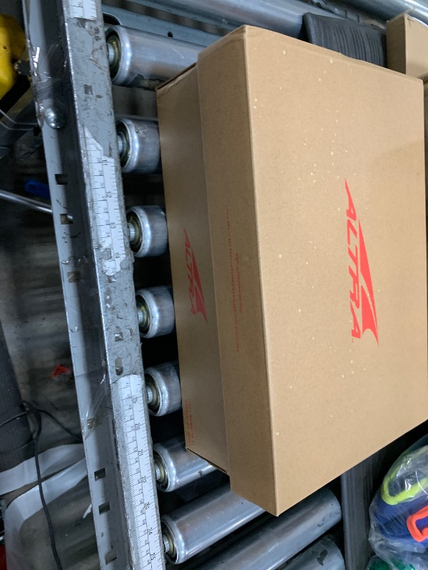 Photo 1 of ***(HEAVILY USED/ MINOR DAMAGE)***Altra Mens Torin 8 Dark Shadow 10.5 Medium