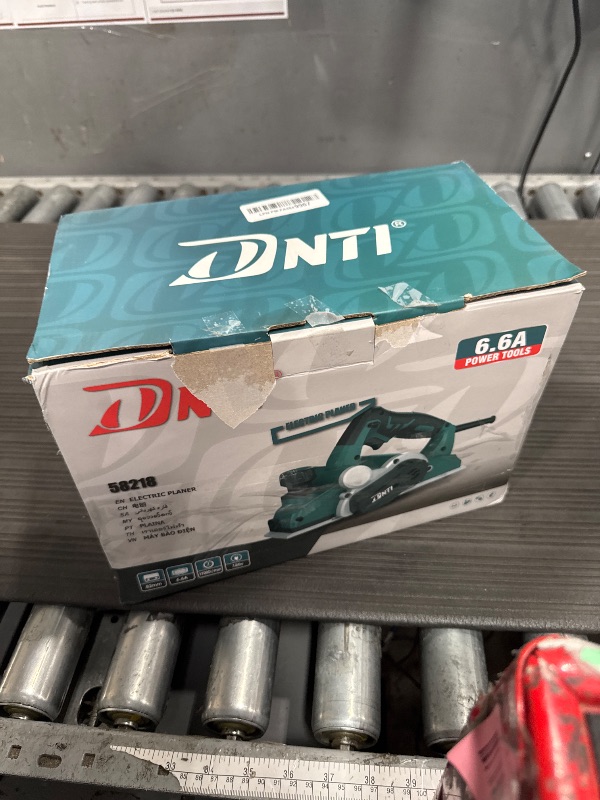 Photo 1 of (blades damaged) DNTI 6.6amp Corded Electric Handheld Planers 17000rpm Hand Planer Power Woodworking Tool Power Handheld Planer