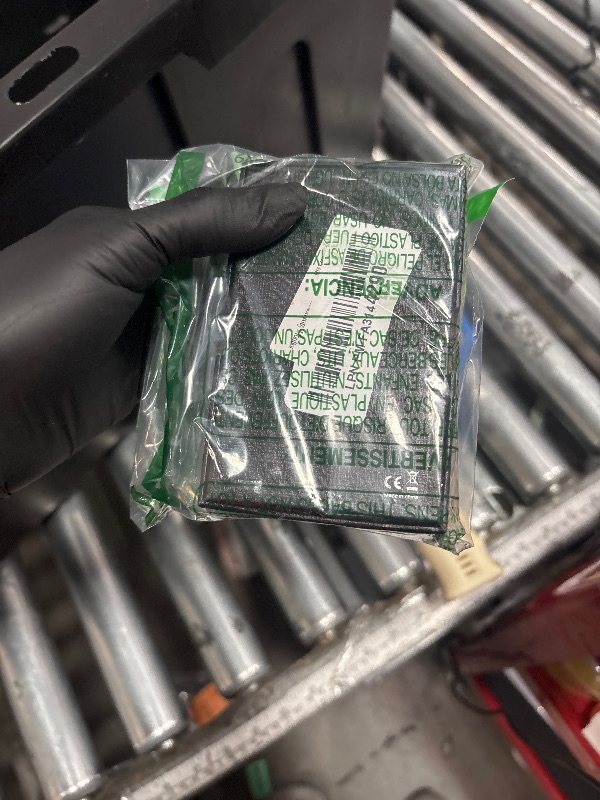 Photo 2 of Mini Wireless Camera Home Security Cam Indoor HD Camera Small Smart WiFi House Portable Cameras Tiny House Nanny Body Cam Battery Life Powered Body Cameras 150 Wide Angle Night Vision Motion Detection