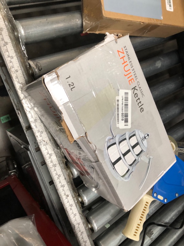 Photo 1 of 1.2L Gooseneck Tea Pot, Tea Kettle Anti-rust and -resistant Tea Pot, for using on Gas, Electric and Induction Stove Home Kitchen Use(Golden)