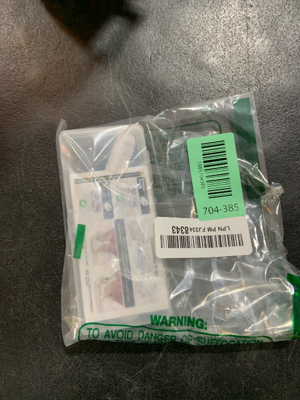 Photo 1 of 4 Pairs Replacement Ear Tips for AirPods Pro 2nd/1st Generation with Portable Storage Box & Cleaner Pen,Noise Reduction Holewith & Built-in dust Guard Screen,Silicone Ear Tips for AirPods Pro (White)