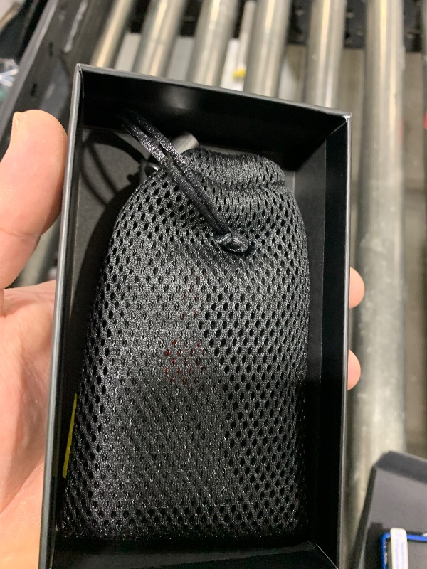 Photo 1 of  HiBy R1 HiFi MP3 Player with Bluetooth 5.1 Tidal Qobuz DSD 256 Native Lossless Music Player with Touchscreen/Hi Res Audio Certified/MSEB Tuning/2TB Expanded Memory 
