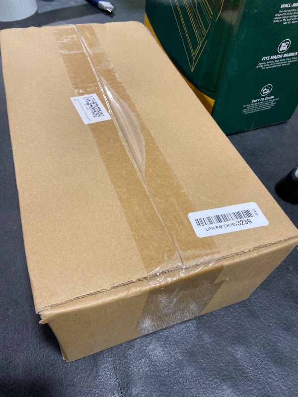 Photo 1 of 10 Pack HeavyExtra Thick Plastic Wide Shoulder Adult 360 Degrees Rotate Slip Resistant Standard Clothing Hanger Ideal for Everyday (White)