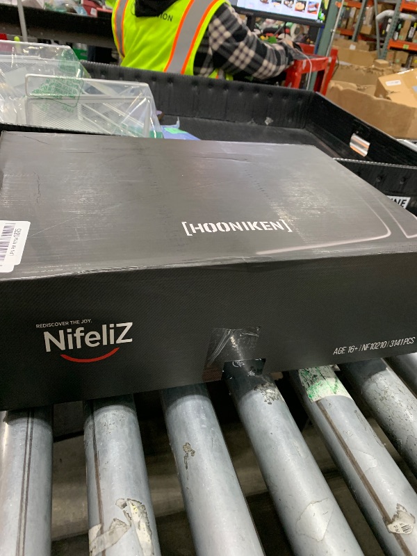 Photo 1 of Nifeliz HOONIKEN Model Car Set, Colletible Building Toy for Adults, for Car Lovers and Muscle Car Fans (3141 Pieces