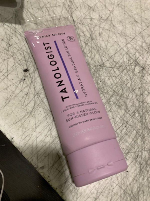 Photo 1 of *USED* Tanologist Hydrating Daily Glow Body Lotion- Medium/Dark, Buildable & Transfer-Proof Gradual Self Tanner, Summer Fragrance, Natural Not Orange, Lasts 7 Days, Vegan Clean Formula, 8.45 fl oz