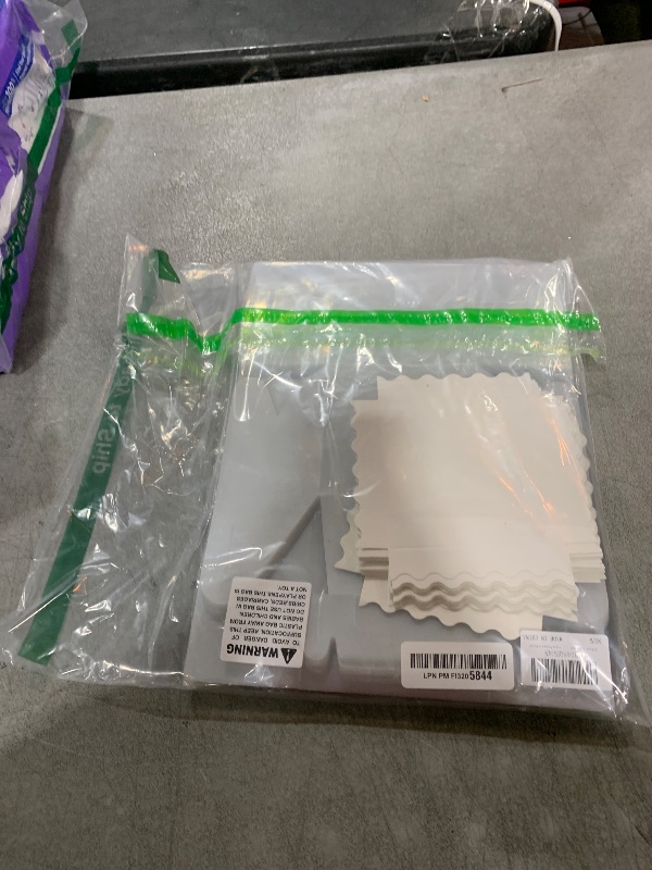 Photo 1 of 25-Pack Individual Cupcake Containers with Handles, Food-Grade PET Single Cupcake Boxes | 4x4x6 Inch Clear Gable Boxes for Bakery, Party Favors & Retail15