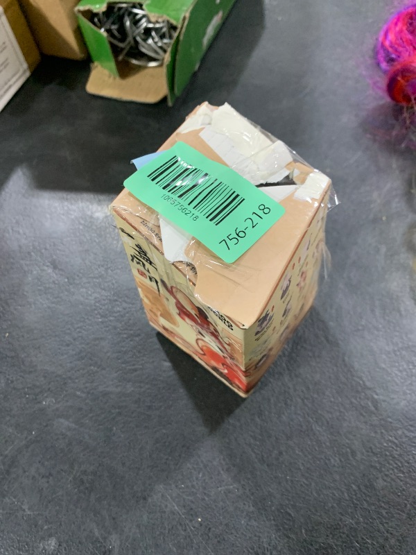 Photo 1 of Pop mart toy blind box