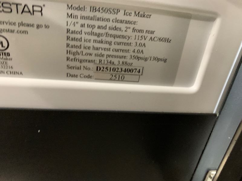 View 4 of (used) EdgeStar 15 in. 50 lbs. Built-in Ice Maker in Stainless Steel IB450SSP