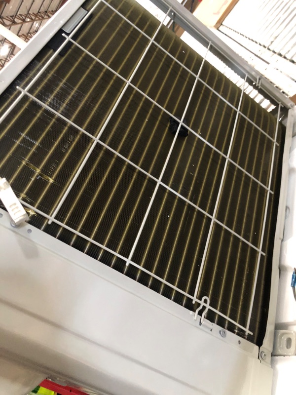Photo 1 of *See notes* 18000 BTU Mini Split Air Conditioner with Heat Pump System, Cools & Heats Up to 1,250 Sq.ft, 19 SEER2 Ductless Inverter Split AC and HeaterUnit 208-230V, 5 Modes, WiFi & Remote Control, White