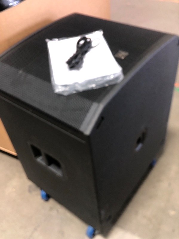 View 2 of (for parts sold, unfunctional) Electro-Voice ETX18SP 18" 1800 Watt Powered Subwoofer