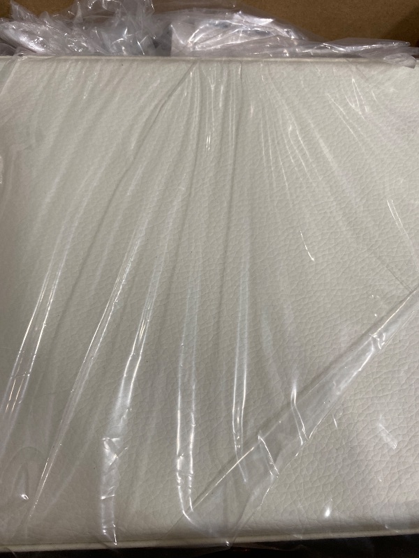 Photo 1 of ***DAMAGED - SEE NOTES/PICTURES*** Retro CD Player with Bluetooth for Home Portable CD Player with Built-in Rechargeable Battery,Compact Desktop Design,USB,AUX,Headphone Jack,Vintage Music Player,Great Birthday Gifts for Women/Men