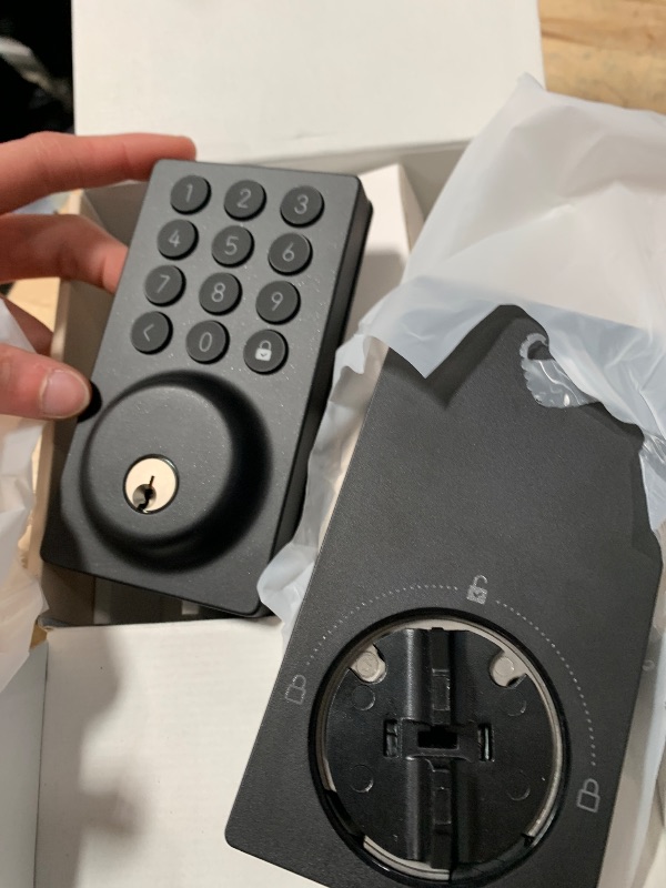 Photo 1 of ****PARTS ONLY LOCKED TO PREVIOUS OWNER *** Aqara Smart Lock U50, Keyless Entry Door Lock with Apple Home Key, Bluetooth Deadbolt Lock, App Remote Control, Supports Apple HomeKit, Matter, Google Home, Alexa, IFTTT, Black