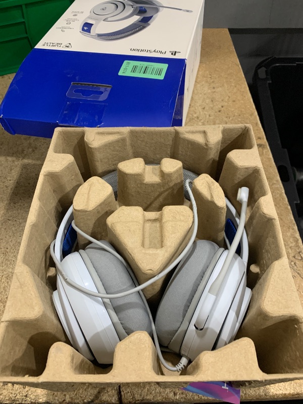 Photo 1 of ** see notes, for parts only *** Turtle Beach Atlas 200 Wired Gaming Headset Officially Licensed for PlayStation, PS5, PS4, 50mm Nanoclear Drivers, Flip-to-Mute Mic, Memory Foam Cushions, Floating Headband - WhiteLPNO467847608