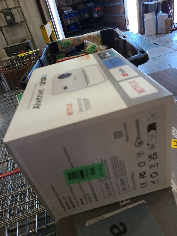 Photo 1 of [Auto Focus] Smart Projector with Wifi and Bluetooth, Mini Projector 4K Support 400ANSI, Upgraded Auto Keystone Portable Proyector for HomeTheater/Outdoor