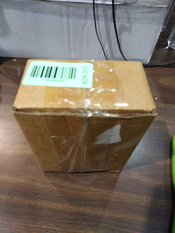 Photo 1 of 12 Pcs 0.5 oz Cube Shape Small Salt and Pepper Shakers with Tone Tops Clear Mini Glass Seasoning Jars Spice Salt Shakers with Funnel for Wedding Party Restaurant Home Kitchen (12, Silver)