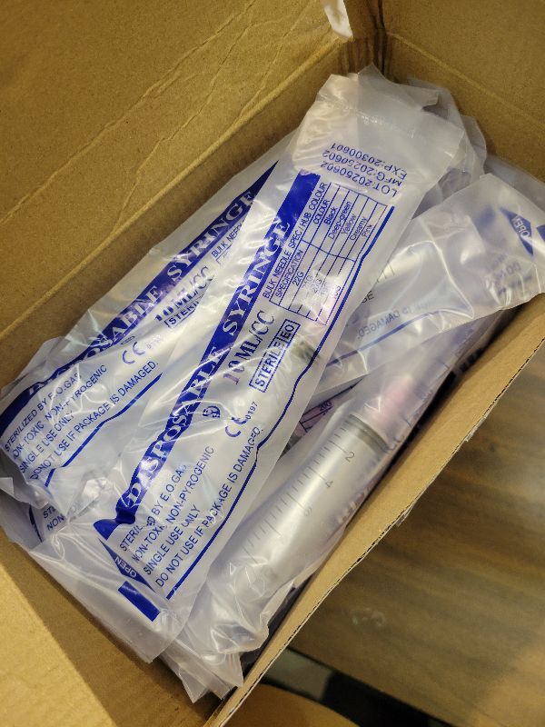 Photo 1 of 100 Pack Disposable 10ml/cc Lab Syringes with 18Ga 1 Inch Needle Luer Lock, Individually Sealed Packed
