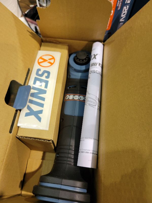 Photo 1 of SENIX 20V Oscillating Multi-Tool