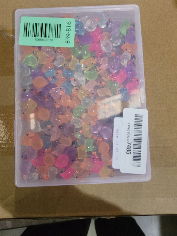 Photo 1 of 120Pcs Mini Resin Ducks Luminous Mini Ducks Glow in The Dark, Tiny Ducks to Hide, Little Ducks, Miniature Ducks for Garden Micro Landscape DIY Craft Accessories Ornament Charms Party Toys