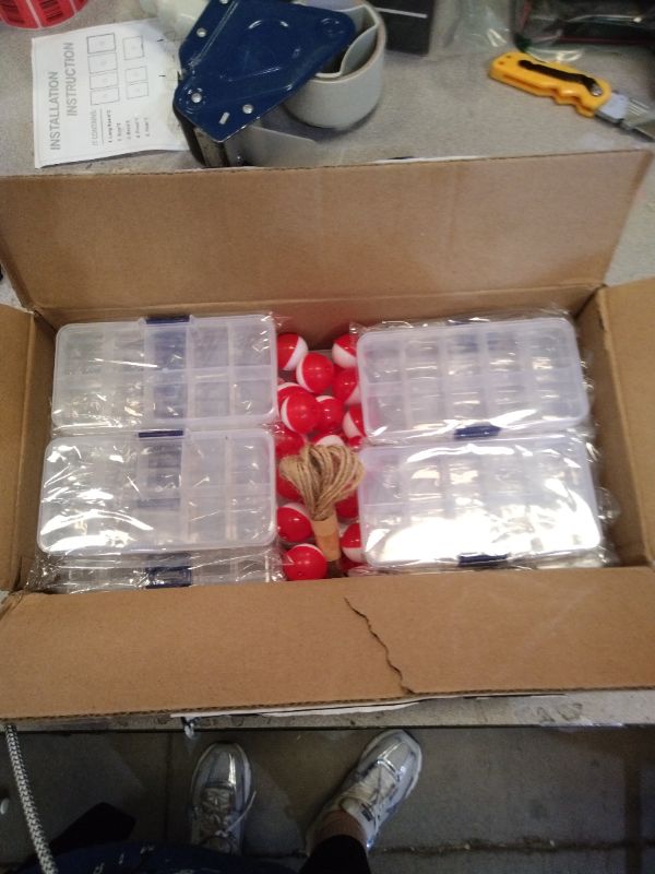 Photo 1 of 20 Pcs Fishing Candy Tackle Boxes Party Favors Small Tackle Box with Fishing Bobber for Fishing Theme Decorations (20)