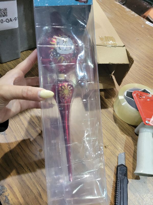 Photo 1 of 12-Inch Mickey Glass Treetop