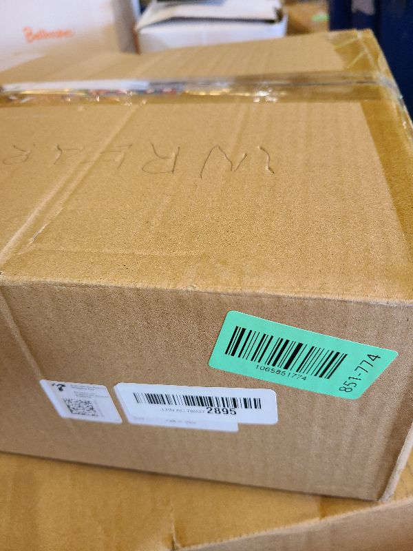 Photo 1 of 22inch Christams Wreath for Front Door, Artificial Gold Sparkling Flower Wreath, Class Gold Flower Ball Decoration, Used for Decorating Doors, Windows, Festive Hanging Decorations for Doors Mantel